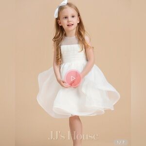 Flower girl dress Ball-Gown/Princess Scoop Knee-Length Organza size 4 4T